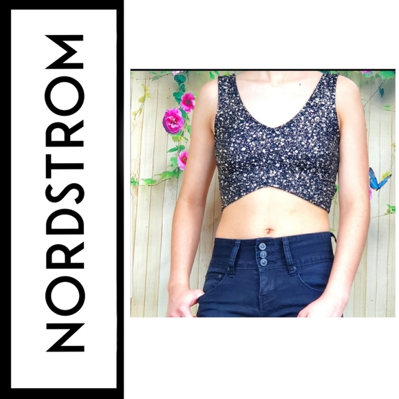 Nordstrom Tops - NEW📢 ❣Nordstrom/Soprano Sleeveless Crop Top❣